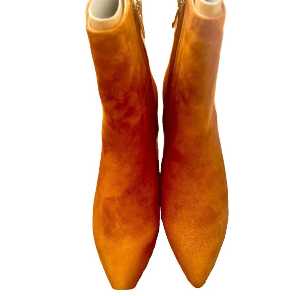Vibrant Suede Tan Boots